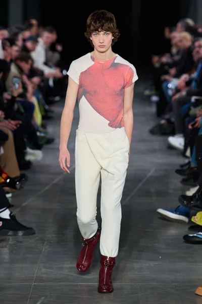 Look 46